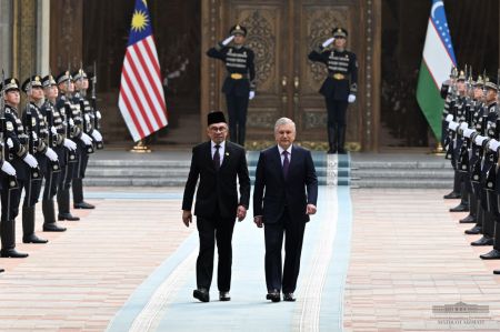 Малайзия Бош вазирини расмий кутиб олиш маросими бўлиб ўтди