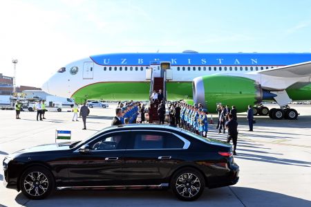 President of Uzbekistan begins official visit to Serbia