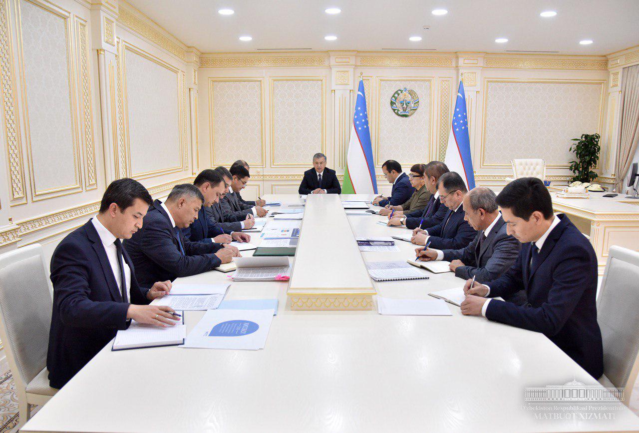 President analyzes activities on development of information technologies and communications