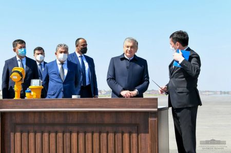 Prezident Samarqand xalqaro aeroportidagi qurilish ishlarini ko‘zdan kechirdi