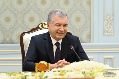 Президент Узбекистана отметил важность дальнейшего расширения практического сотрудничества с Азербайджаном