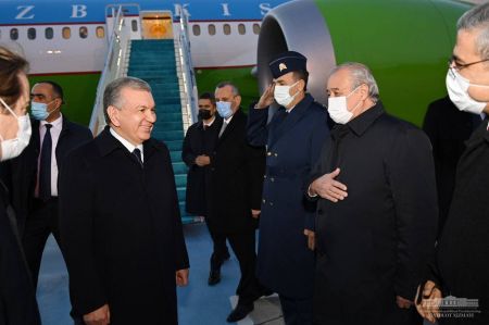 Президент прибыл в Стамбул