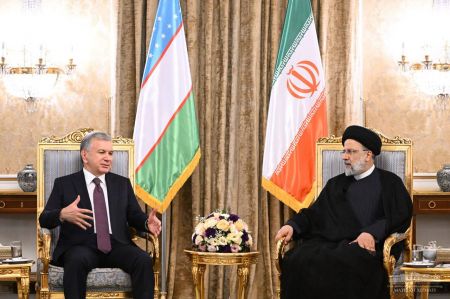 Presidents of Uzbekistan and Iran Discuss Prospects of Bilateral Practical Cooperation