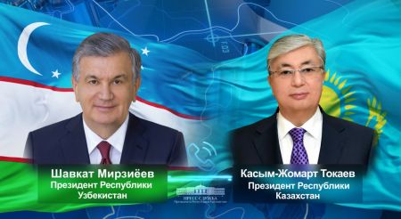 Глава Казахстана искренне поздравил лидера Узбекистана с днем рождения