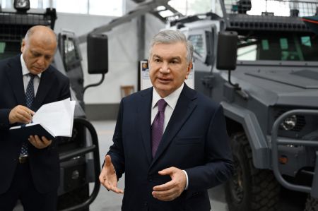 Президент нашей страны посетил предприятие по производству спецтехники и механизмов
