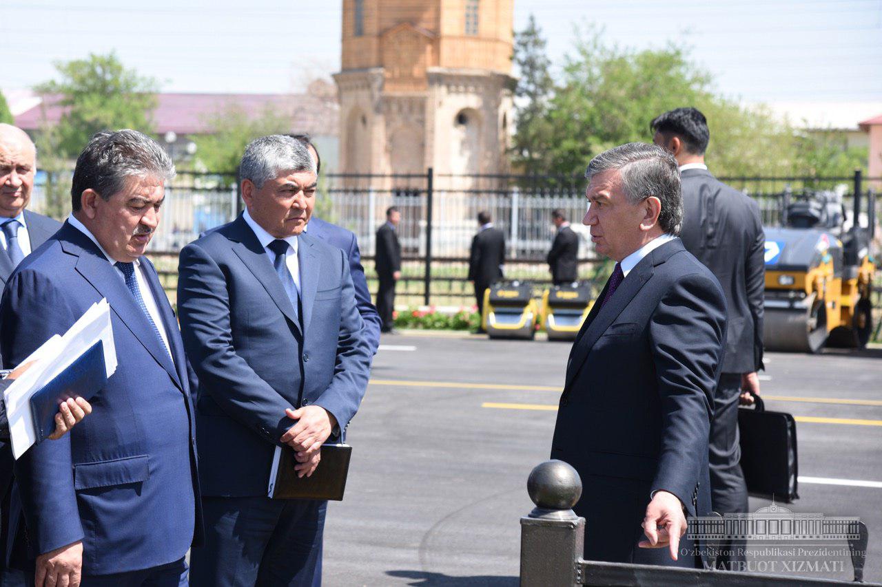 Shavkat Mirziyoyev yo‘llarni sifatli qurish bo‘yicha ko‘rsatmalar berdi