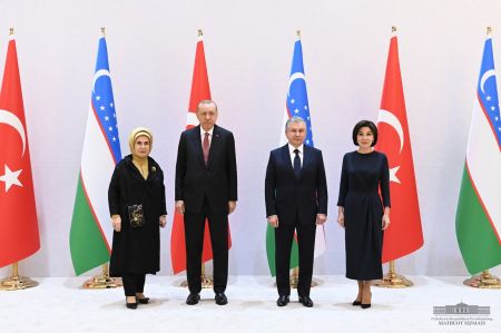 В резиденции “Куксарой” прошла торжественная встреча лидера Турции