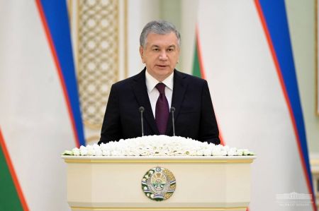 Ўзбекистон Республикаси Президенти янги тайинланган элчиларни қабул қилди