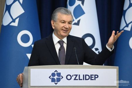 Shavkat Mirziyoyev Toshkent viloyati saylovchilari bilan muloqot qildi