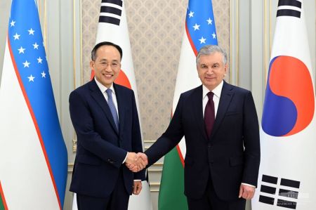 Президент Узбекистана подчеркнул важность формирования новой экономической повестки стратегического партнерства с Республикой Корея