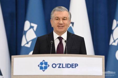 Shavkat Mirziyoyev jizzaxlik saylovchilar bilan uchrashdi