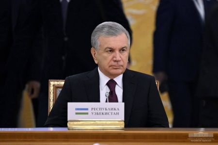 Uzbek President Attends Informal CIS Summit