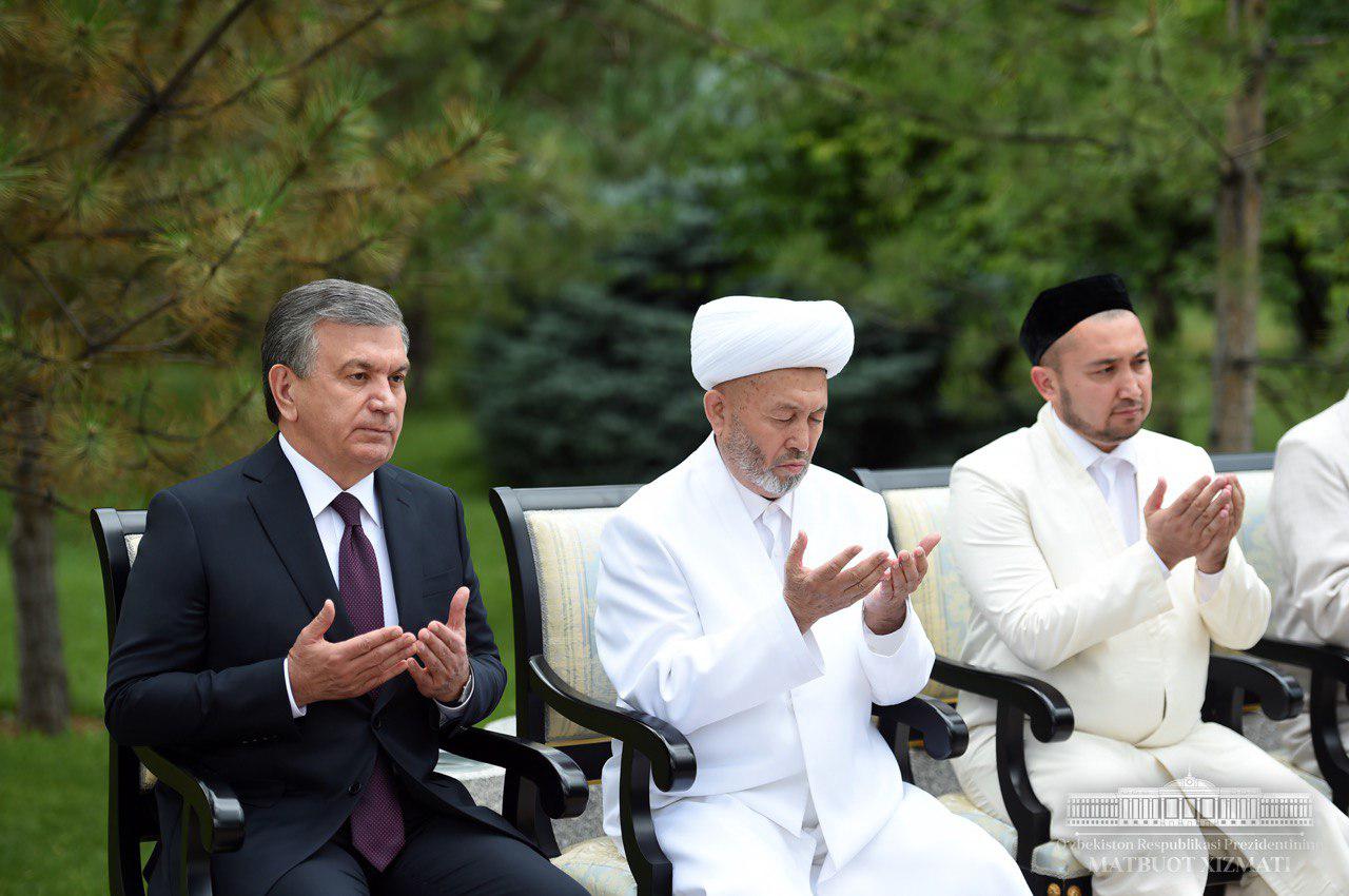 Shavkat Mirziyoyev honored the memory of Islam Karimov