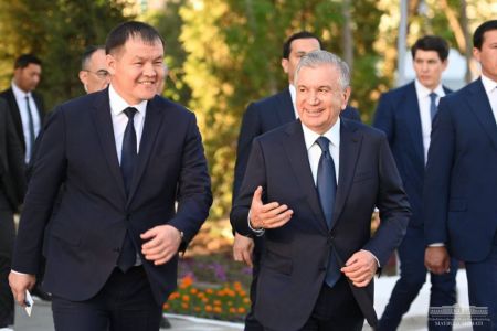 Uzbek President Gets Acquainted with the Technopark in Nukus