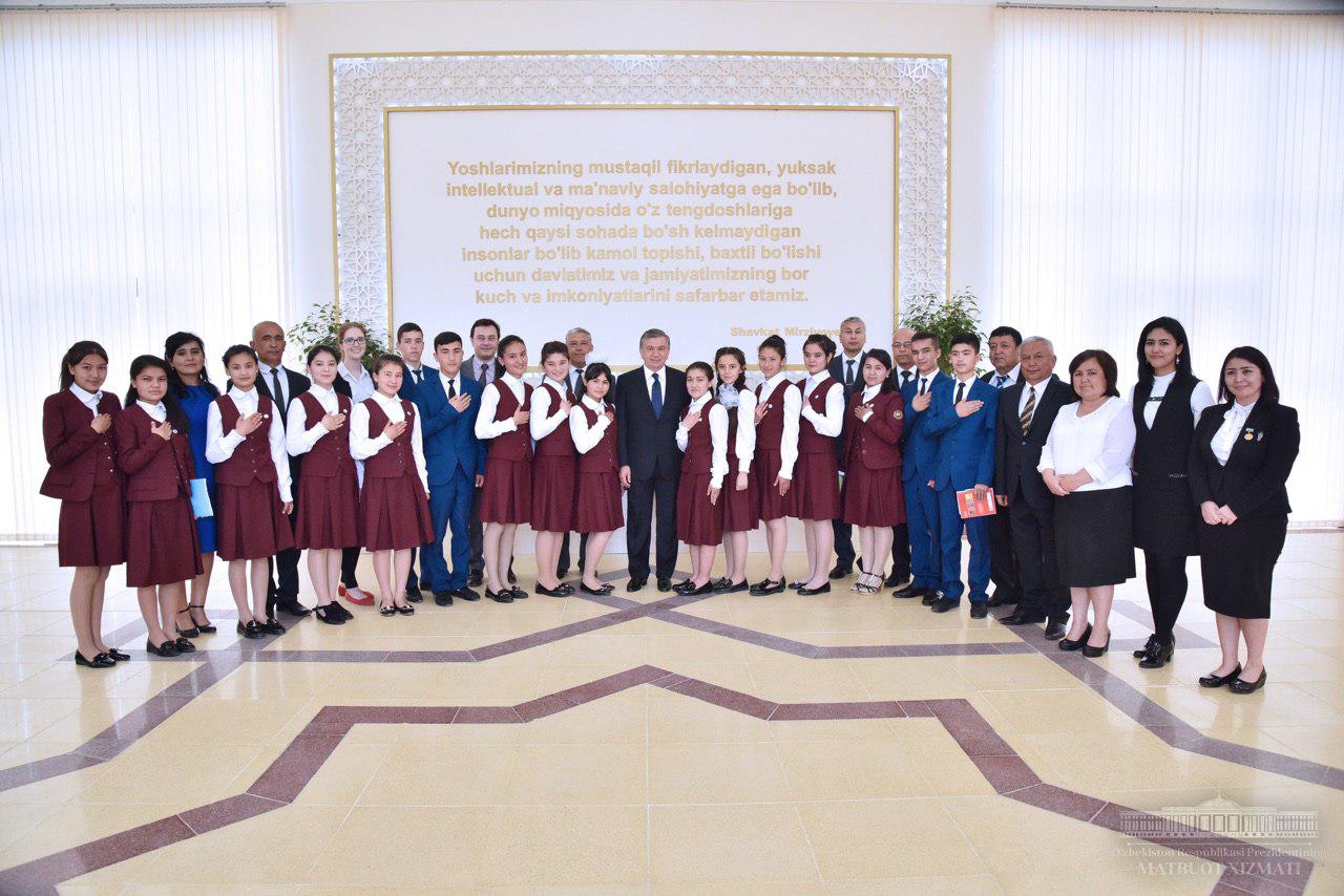 President Shavkat Mirziyoyev visits Ishkhon Ibrat complex