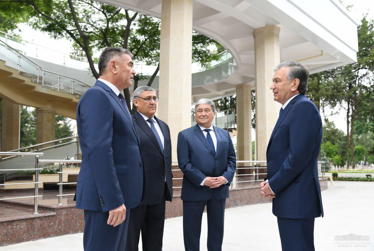 Shavkat Mirziyoyev ilm-fan namoyandalari bilan muloqot qildi