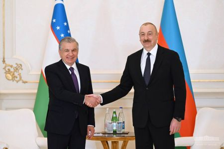 Uzbekistan and Azerbaijan Presidents Underscore the Importance of Practical Cooperation