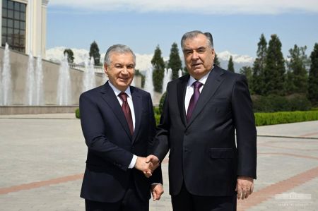 A Solemn Welcoming Ceremony for the President of Uzbekistan