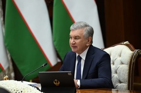 Uy-joy qurilishi va urbanizatsiya sohasidagi ishlar hamda ustuvor vazifalar muhokama qilindi