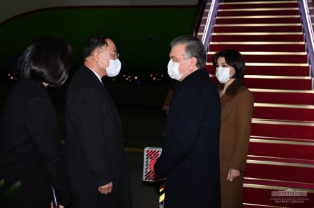 The President Arrives in Seoul