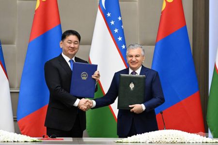 Подписан солидный пакет соглашений, направленных на расширение узбекско-монгольского многопланового сотрудничества