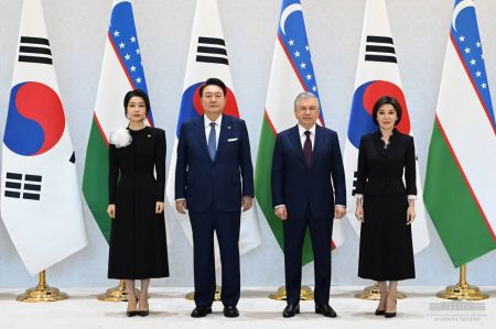 A Solemn Welcoming Ceremony for the President of the Republic of Korea