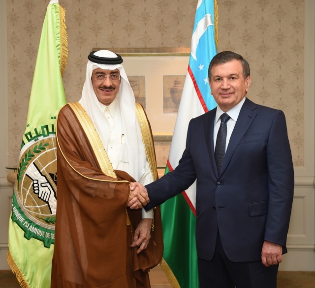 Shavkat Mirziyoyev meets President of the Islamic Development Bank