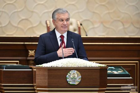 Uzbek President-elect Assumes Office