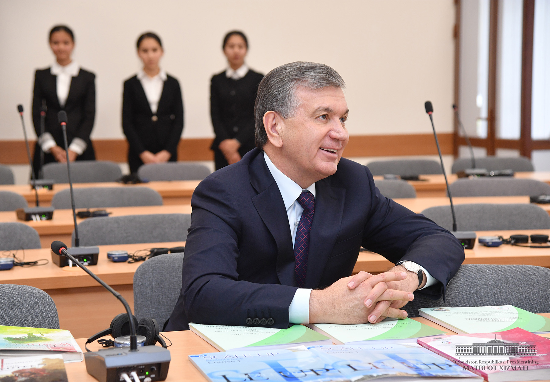 Shavkat Mirziyoyev visited the Tashkent State University of Uzbek Language and Literature named after Alisher Navoi