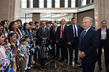 Президент нашей страны пообщался с соотечественниками в Анкаре