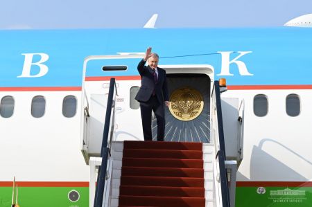 President of Uzbekistan Ends His Visit to Egypt