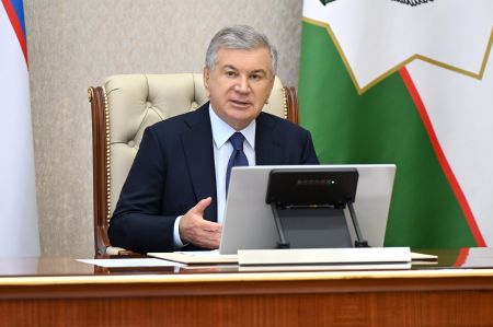 Чарм-пойабзал саноатини ривожлантириш бўйича устувор вазифалар кўриб чиқилди
