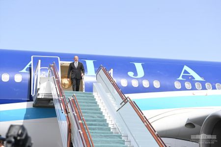 President of Azerbaijan Arrives in Samarkand