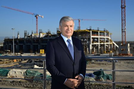 Строительство современного футбольного стадиона в Новом Ташкенте продолжается в ускоренном темпе