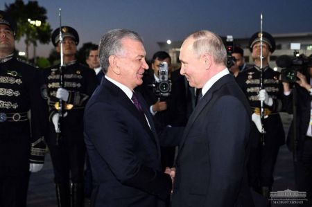 Россия Федерацияси Президенти давлат ташрифи билан Ўзбекистонга келди