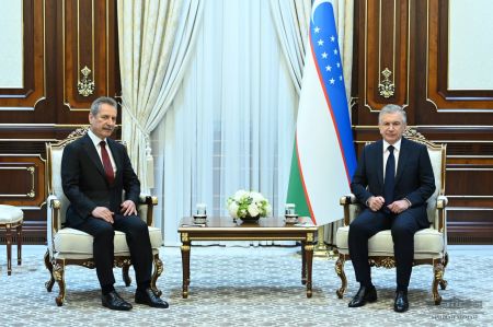Президент Узбекистана принял главу компании “Calik Holding”