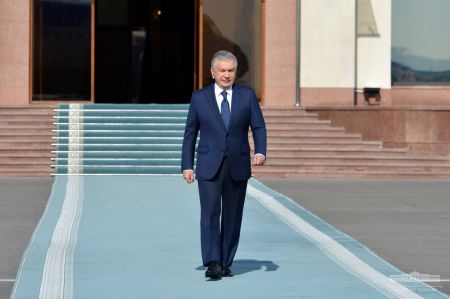 President of Uzbekistan Departes to Dushanbe