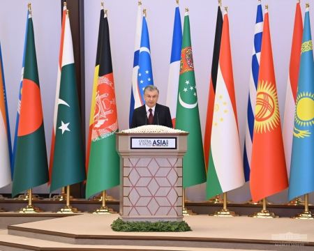Выступление Президента Республики Узбекистан Шавката Мирзиёева на международной конференции «Центральная и Южная Азия: региональная взаимосвязанность. Вызовы и возможности»