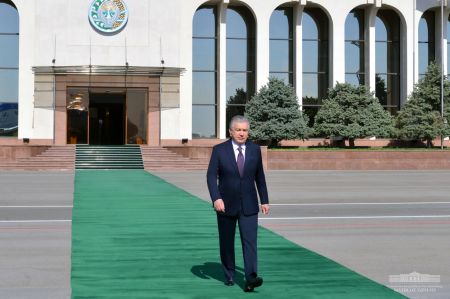 The President Leaves for Karakalpakstan