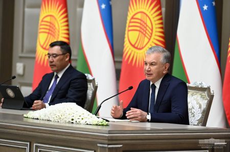 Президенты Узбекистана и Кыргызстана высоко оценили итоги плодотворных переговоров