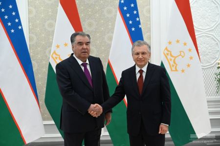 Talks between Shavkat Mirziyoyev and Emomali Rahmon Take Place