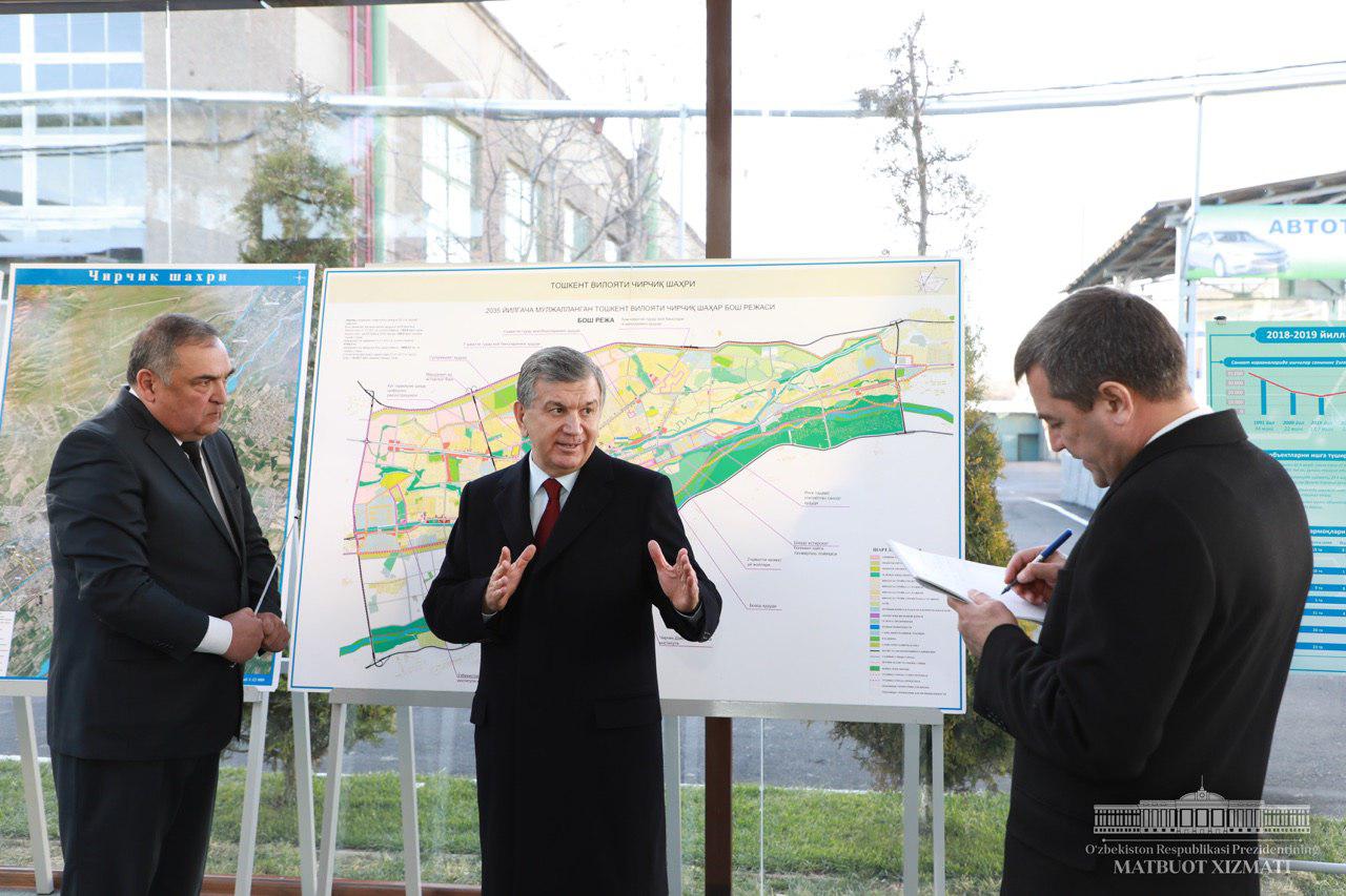 Shavkat Mirziyoyev visited “Uzbekkimyomash zavodi” JSC