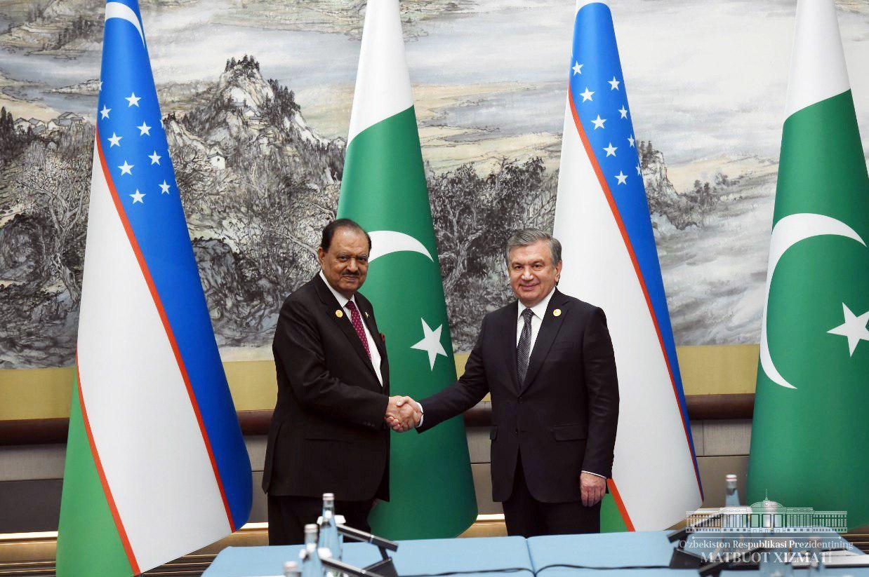 Shavkat Mirziyoyev met with the President of Pakistan