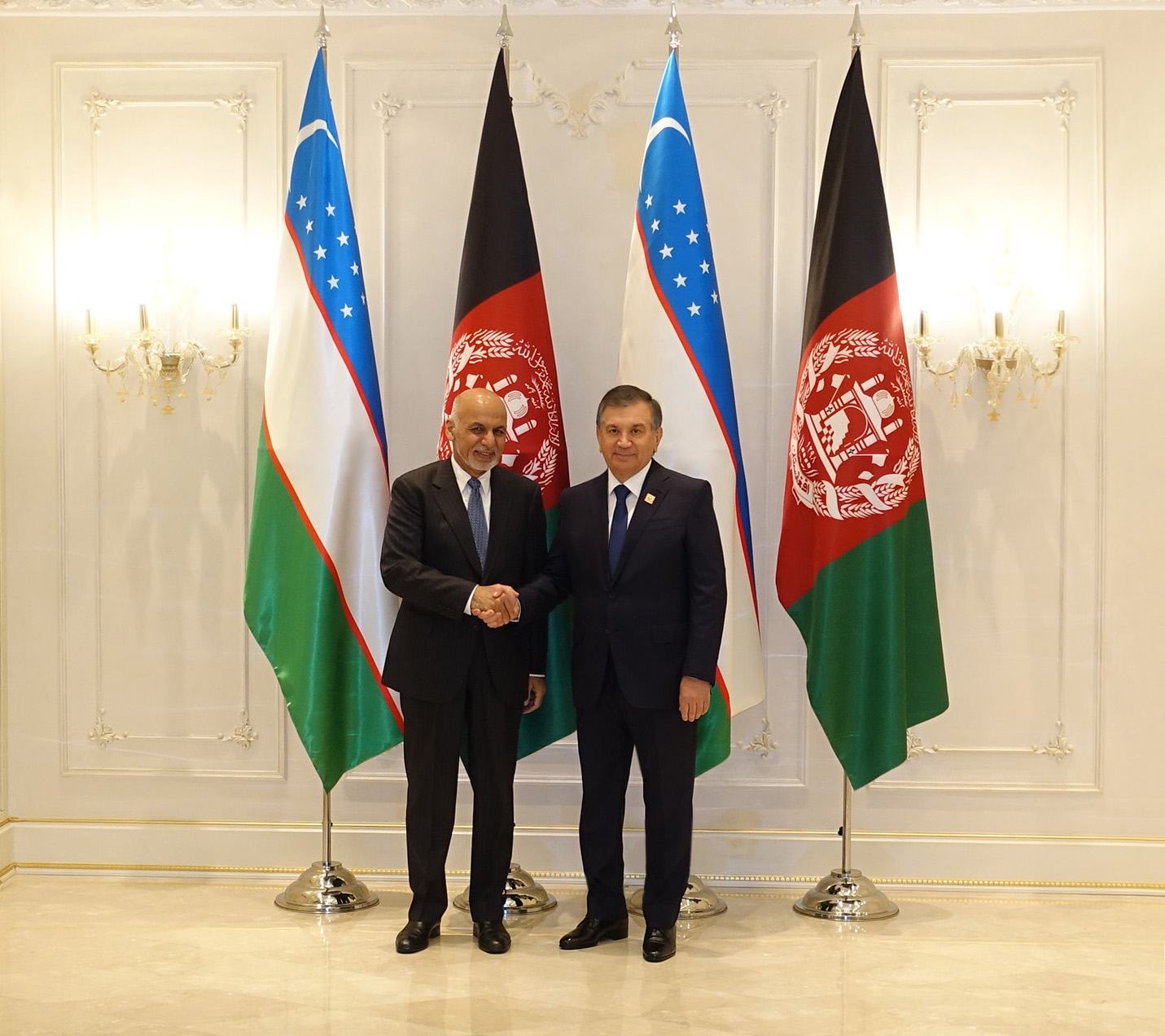 O‘zbekiston Prezidenti Shavkat Mirziyoyev Afg‘oniston Prezidenti Ashraf G‘ani bilan uchrashdi