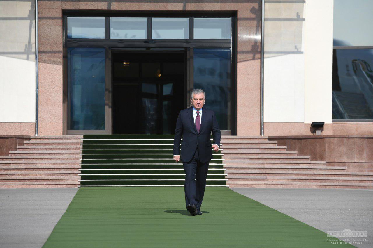 The President leaves for Karakalpakstan