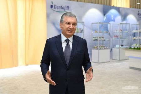 President Visits A Pharmaceutical Enterprise In Yangikhayot District