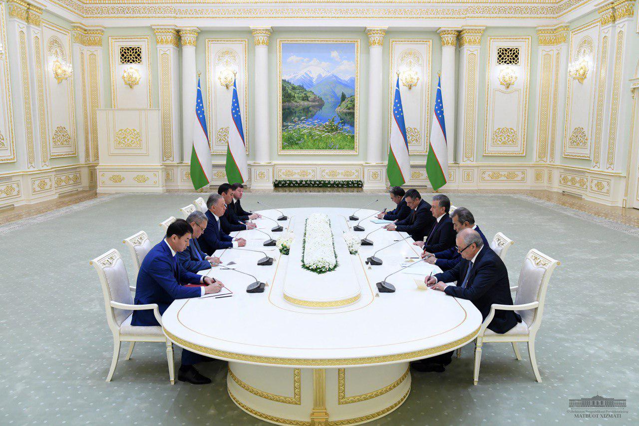 Shavkat Mirziyoyev receives Chairman of the Mazhilis of Kazakhstan’s Parliament