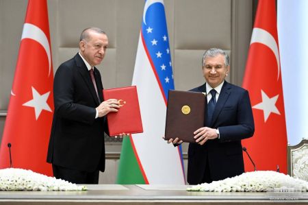 The Signed Documents to Strengthen the Strategic Partnership