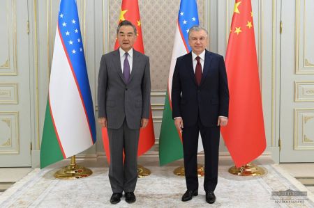 Президент Узбекистана принял делегацию Китая