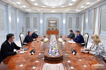 President of Uzbekistan Receives the Minister of Health of Russia